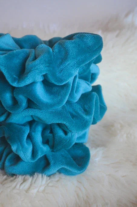 CÓMODA CREMALLERA DE TERCIOPELO