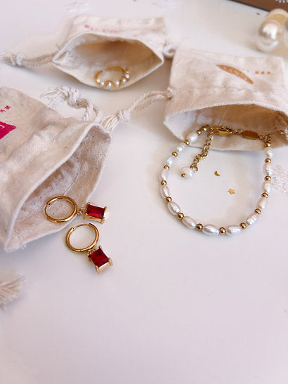 LUNA EARRINGS