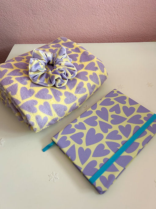 GIFT BOX COZY
