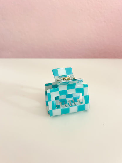 MINI DILEMA
