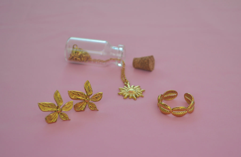 PLUMERIA