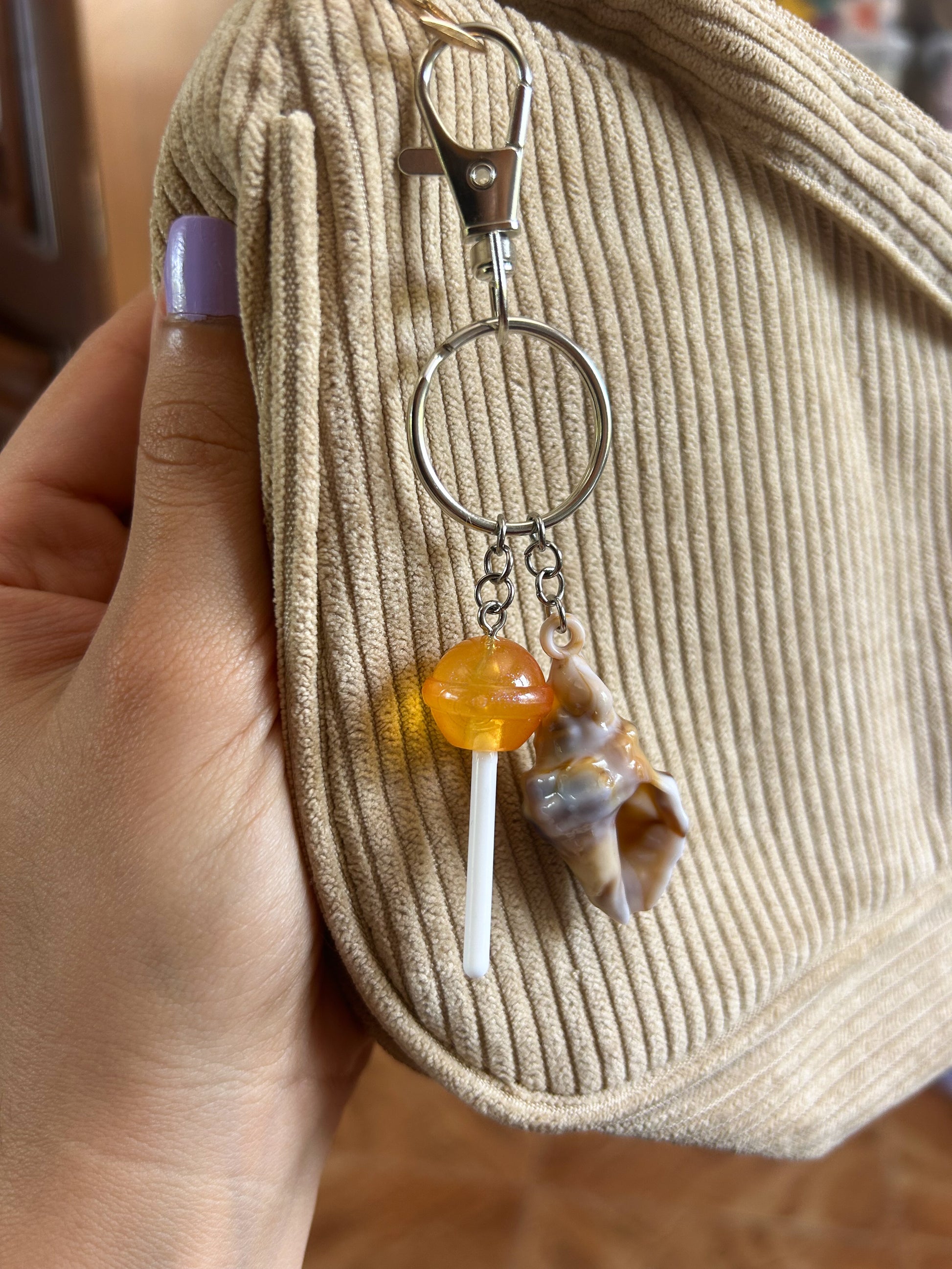 SWEET SHELL CHARM