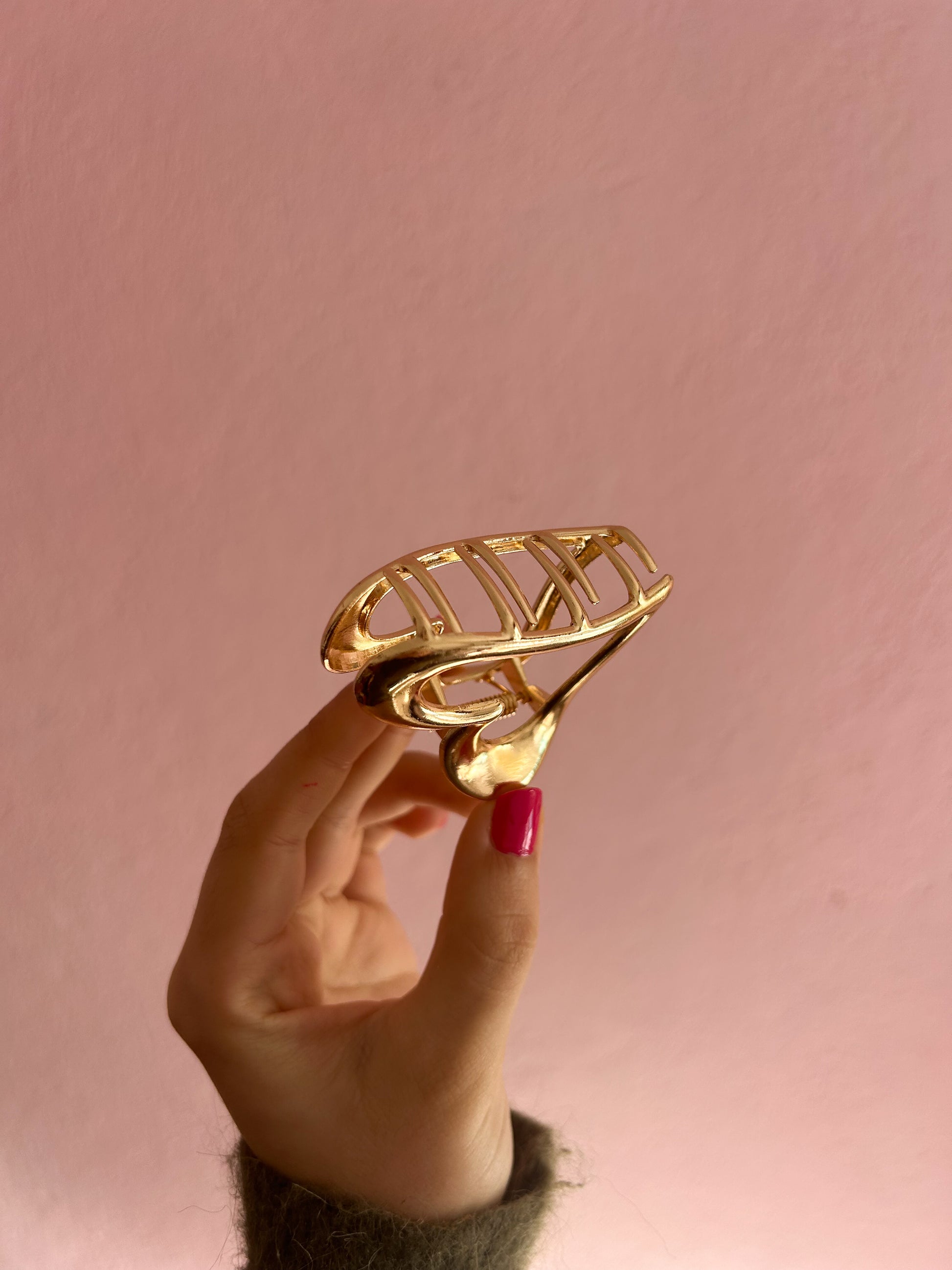 LOVE CLIP