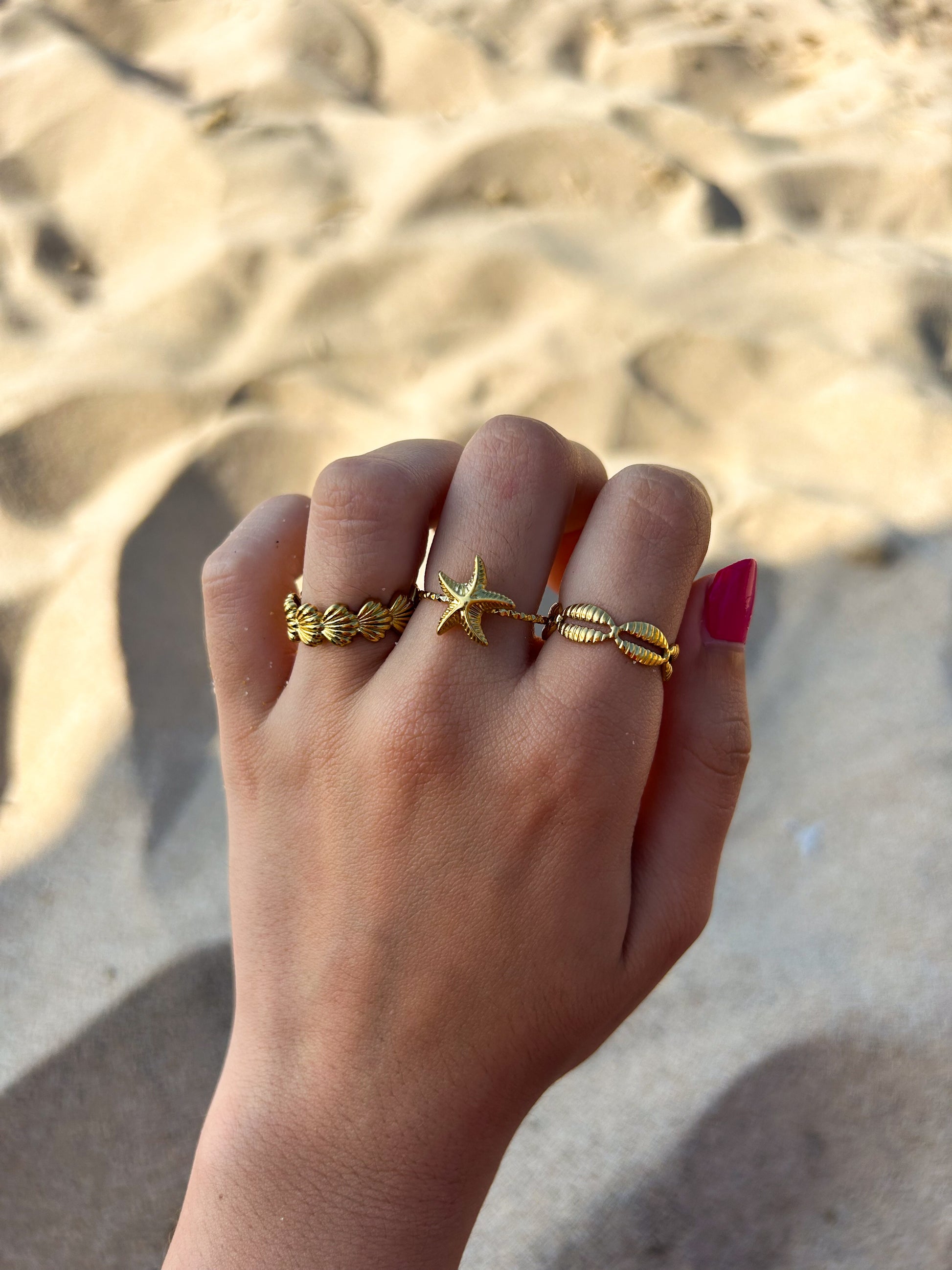 SEASHELL RING