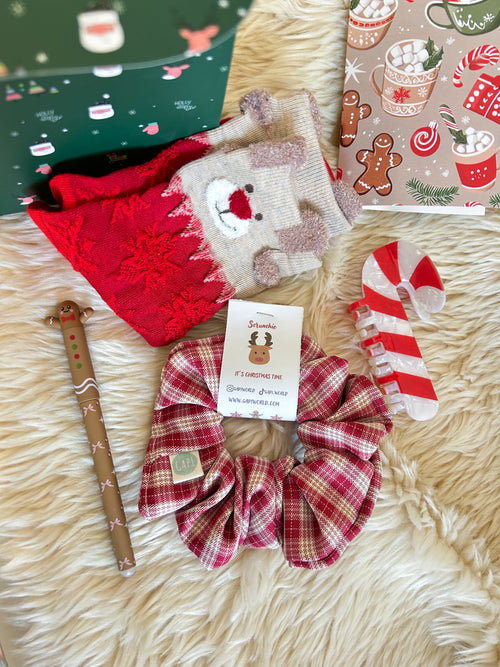 HOLLY JOLLY SECRET SANTA