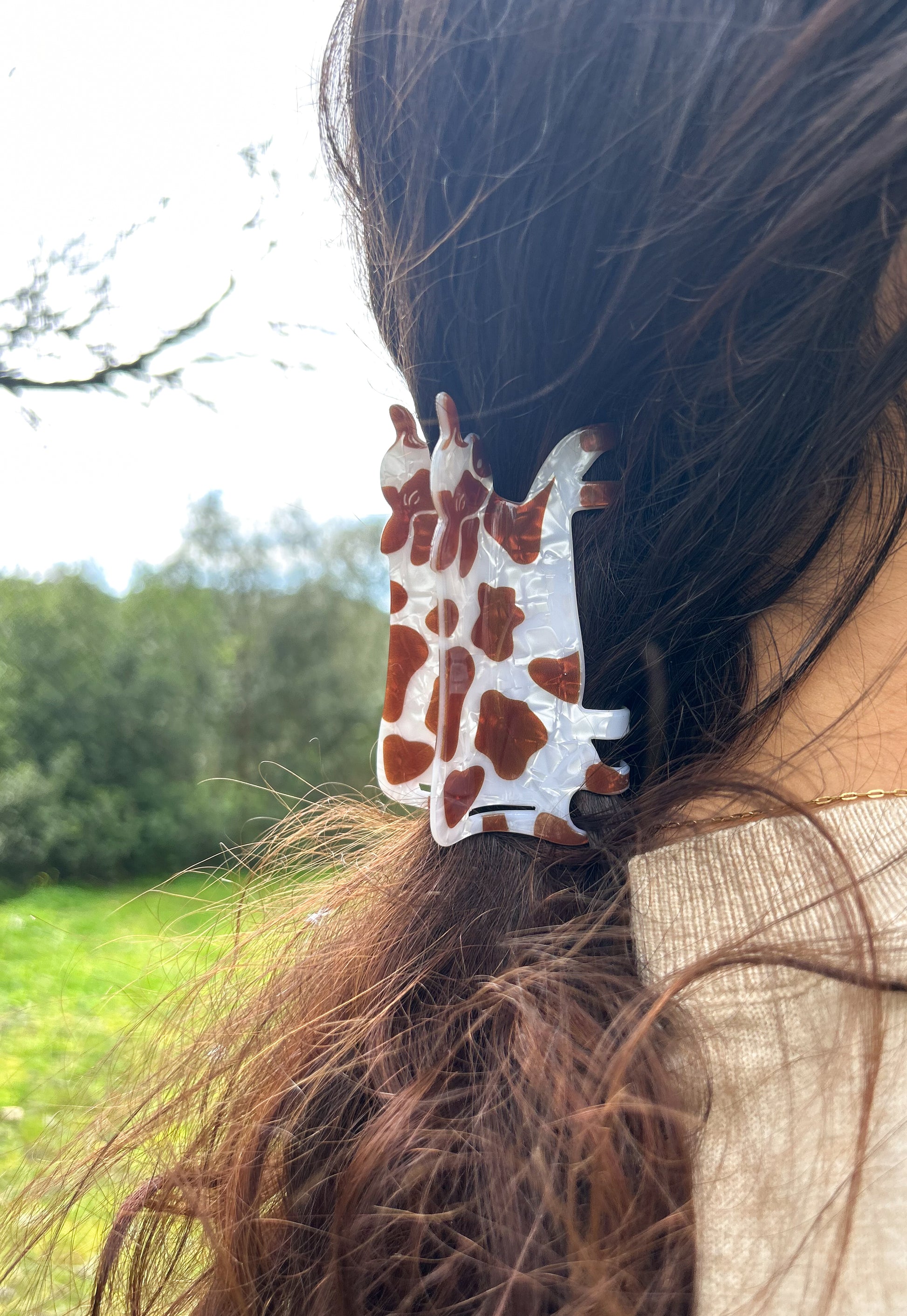 COW HAIRCLIP